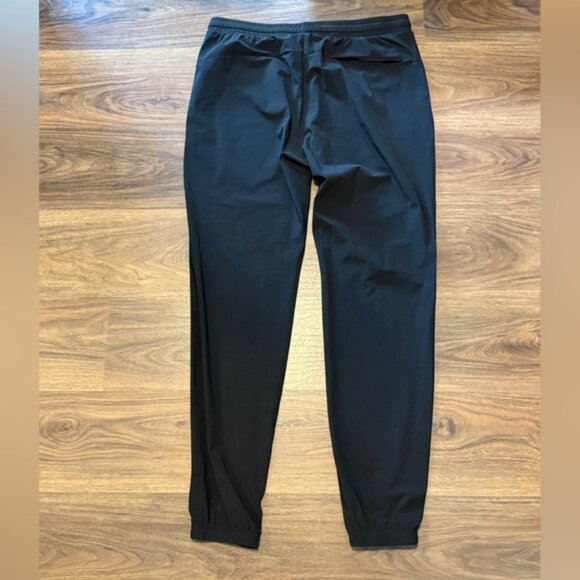 UNRL Black Elastic Cuffed Joggers with Relaxed Fit Mens Size L - Picture 6 of 6